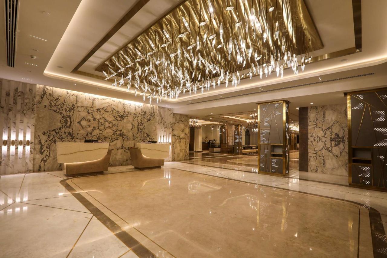 Radisson Blu & Grt 5*