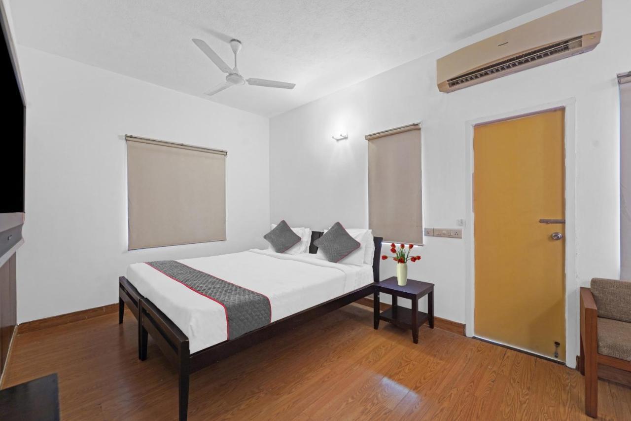 Super Oyo Townhouse 1005 G Silver & Resorts Omr Hotel 3*