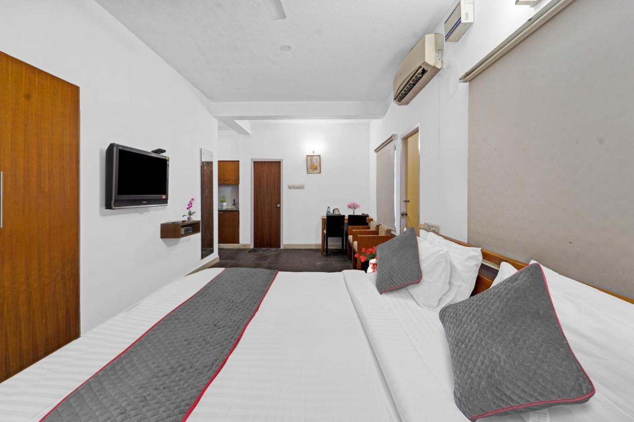 Hotel Super Oyo Townhouse 1005 G Silver & Resorts Omr Chennai