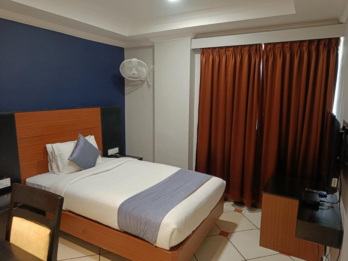 Emarald Hotels & Resorts Hotel 2*