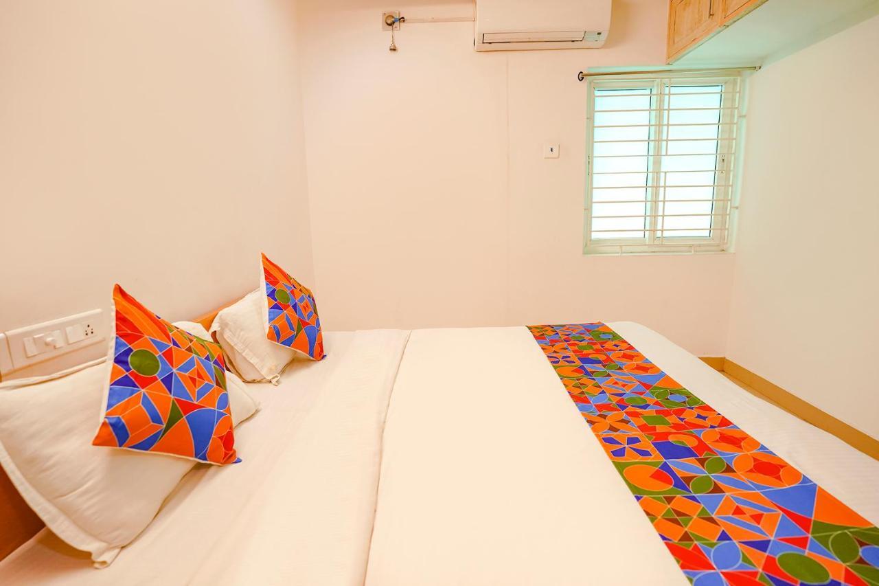Hotel Fabhotel Krystal Chennai