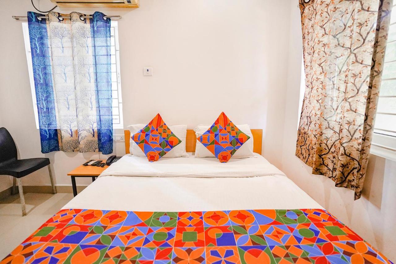 Fabhotel Krystal