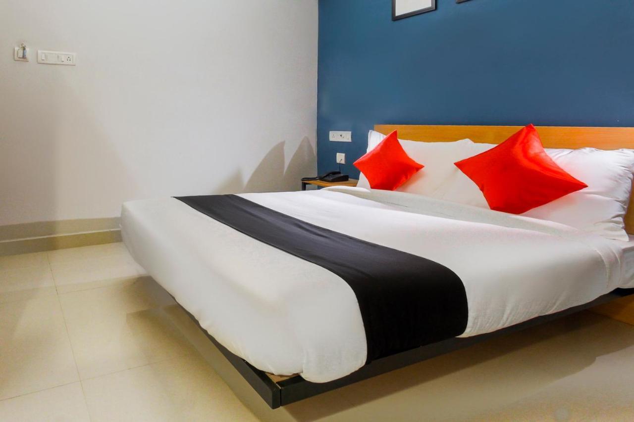 O Murugan 3* Chennai
