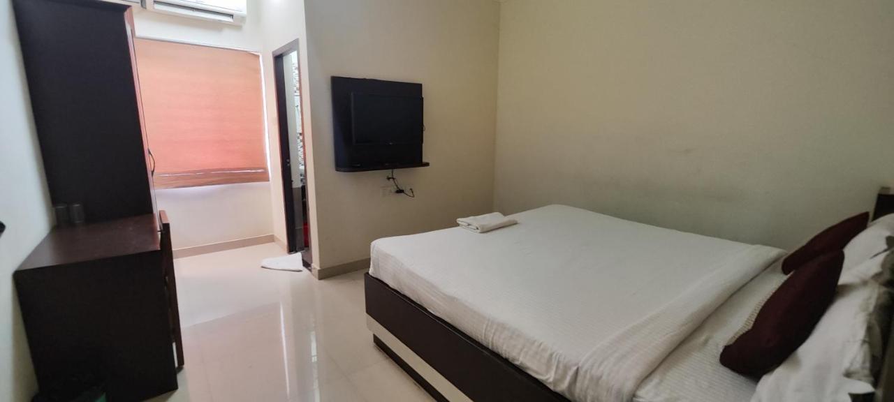 Stayz - T Nagar Hotel