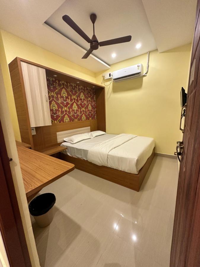 Joy Residency Hotel 2*
