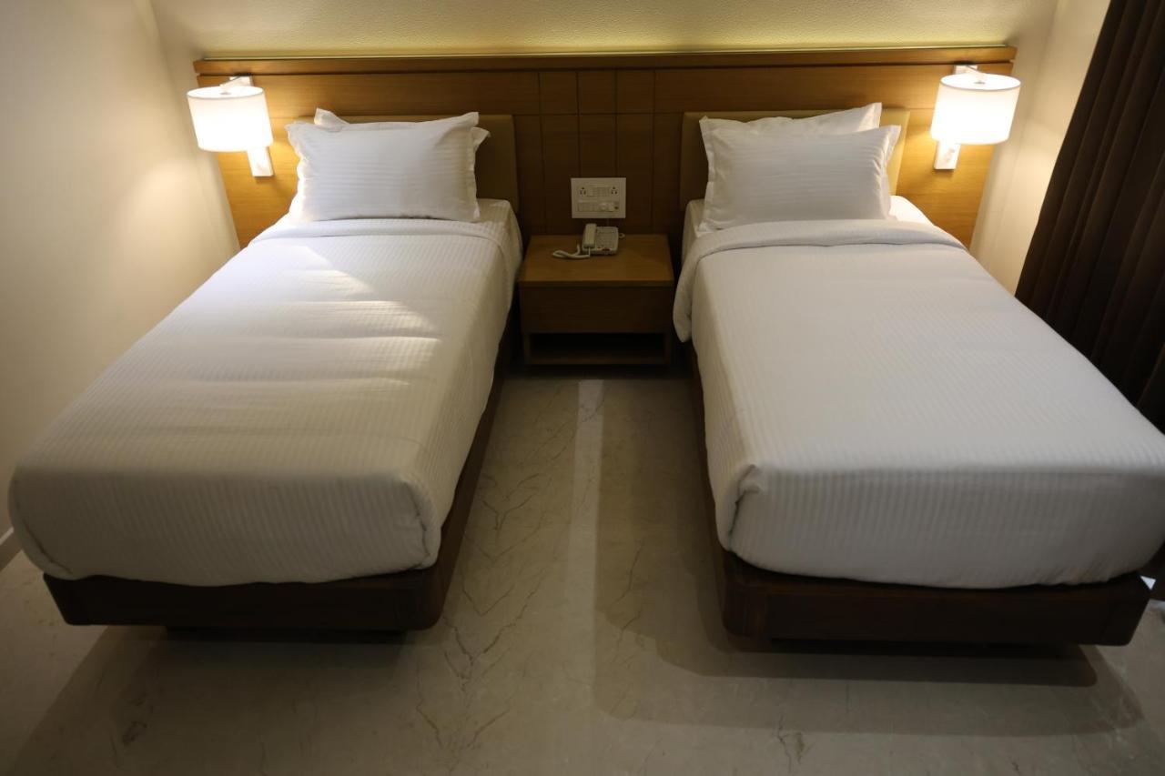 Hotel M 3*