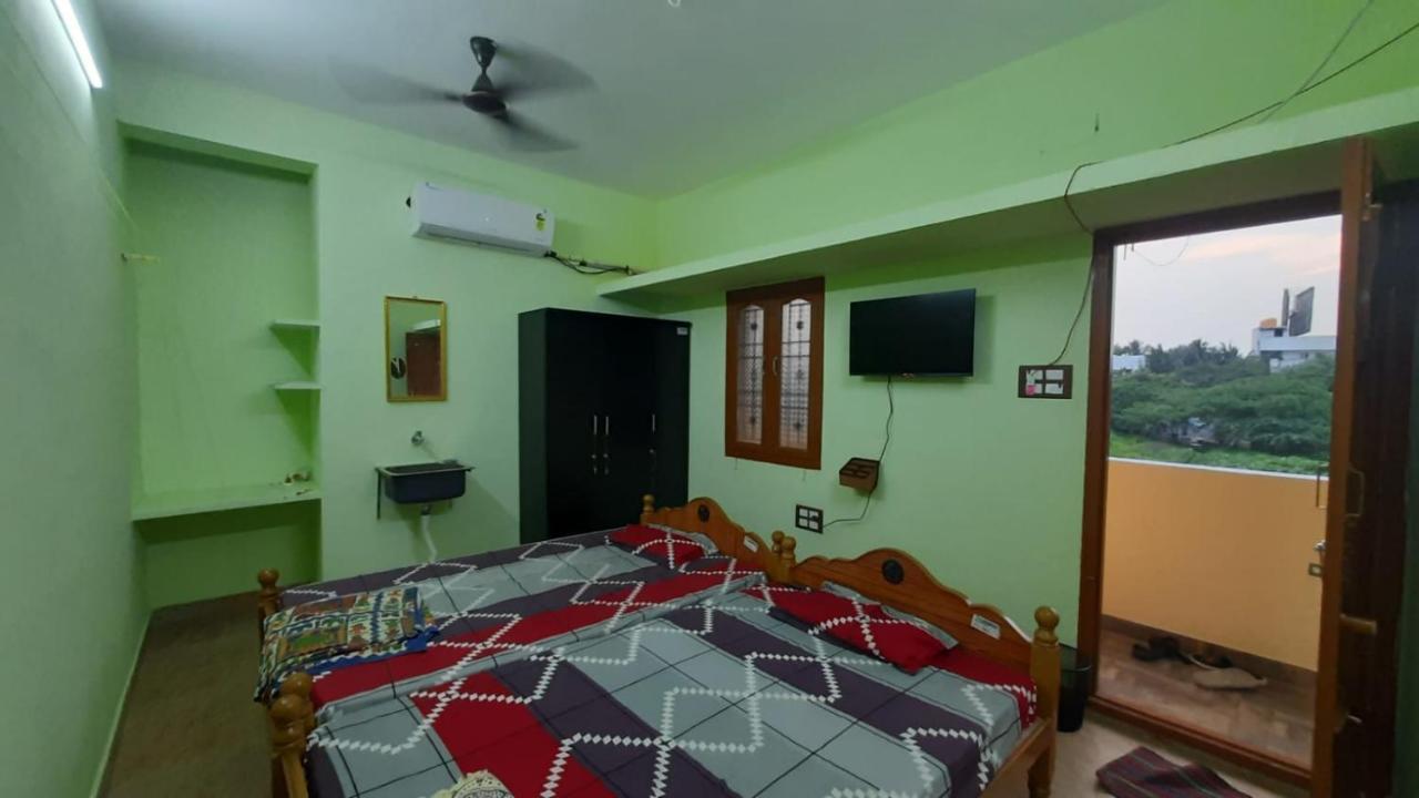 Vikistays * Chennai