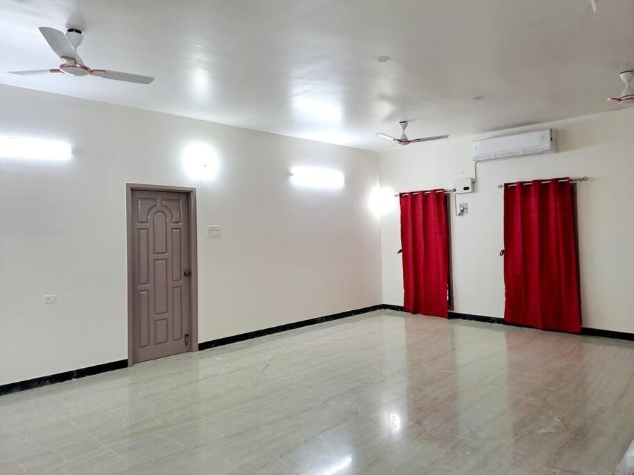 Airport Rela Hospital Kitchen Ac Bedroom4 Homestay Chennai