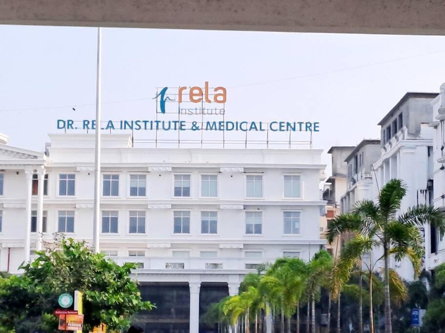 Homestay Airport Rela Hospital Kitchen Ac Bedroom4 Chennai