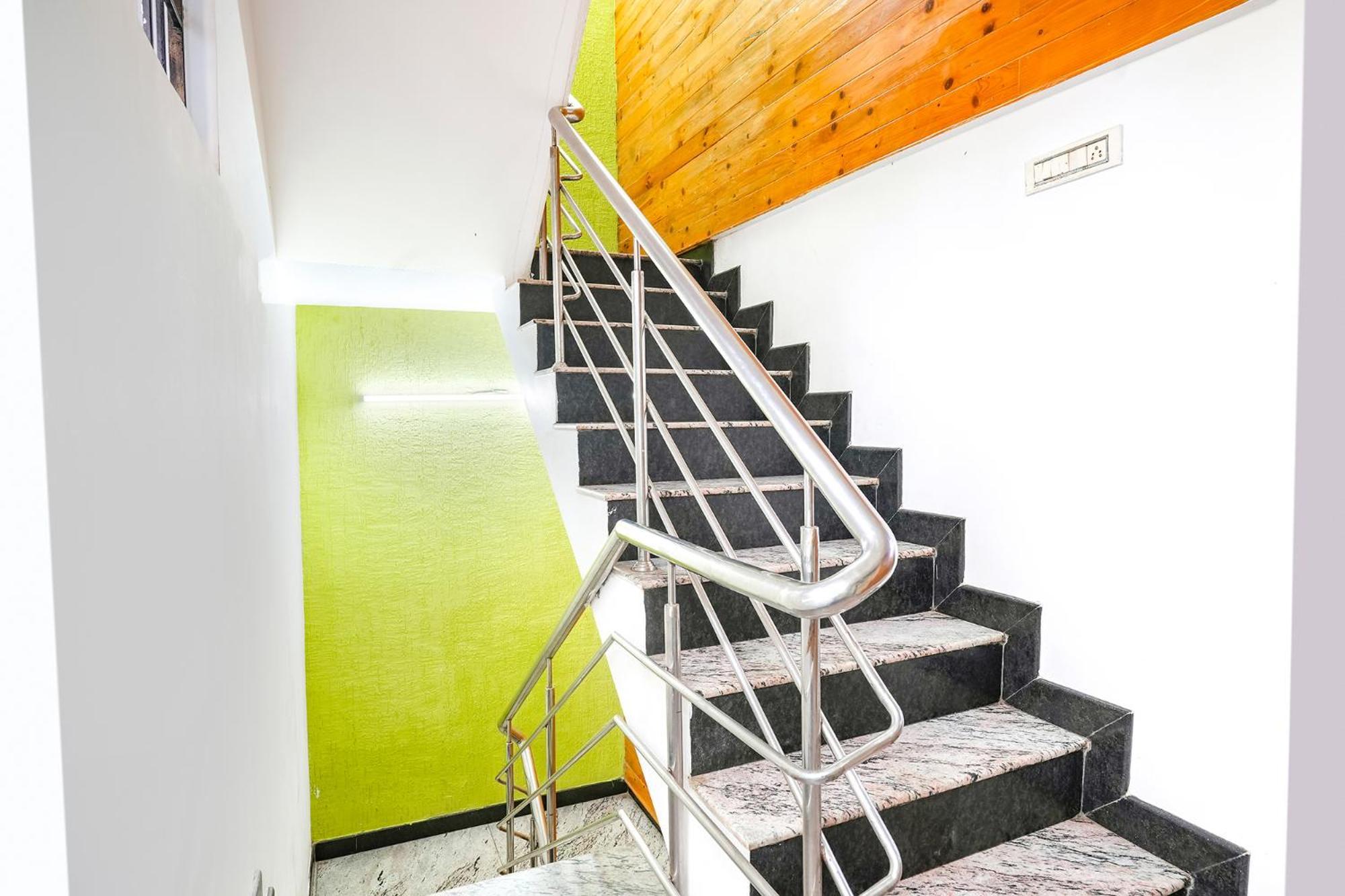 Hotel Fabexpress Raj Supreme Residency Chennai