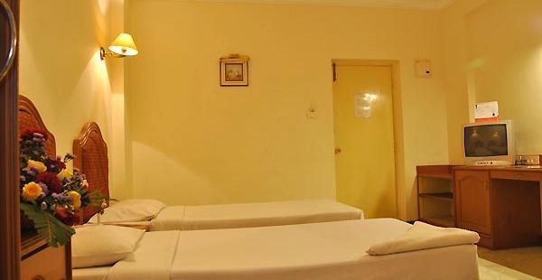 Atchaya Hotel