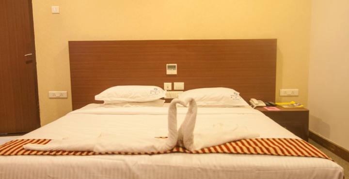 Hotel Shelter 3*