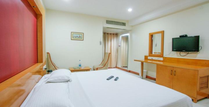 Fabhotel Prime Mahalaya Residency - Nr Pallavaram Railway Station 3*