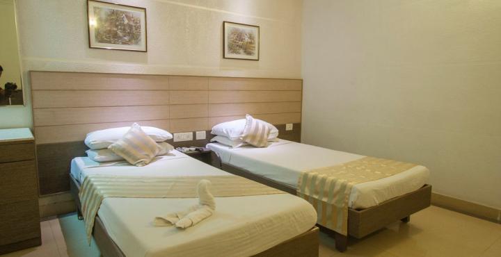 Fabhotel Flamingo Anna Nagar