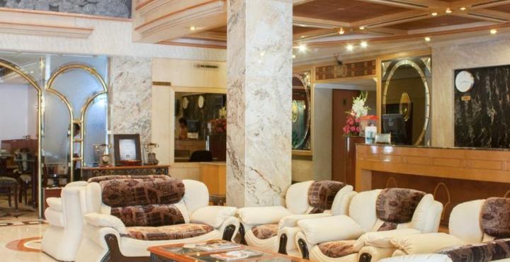 Benzz Park Hotel 4*