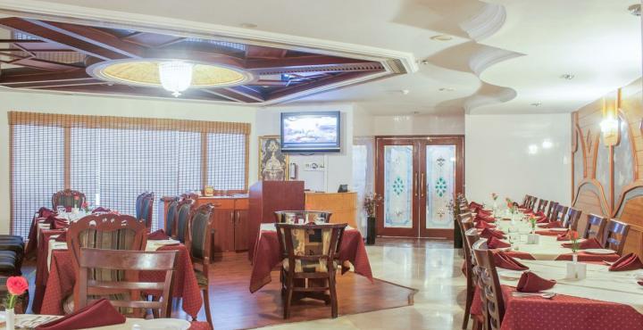 Hotel Benzz Park 4*