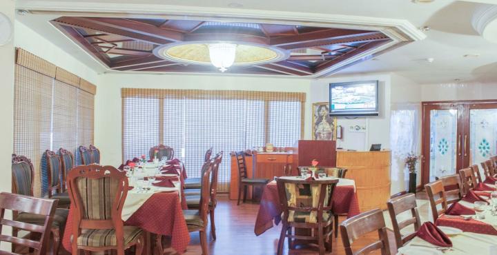 Benzz Park Hotel 4*
