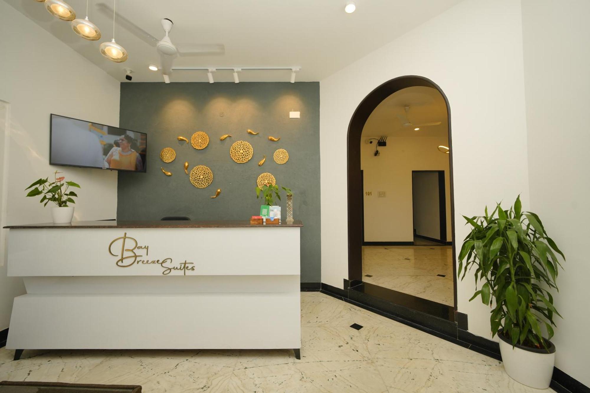 Hotel Bay Breeze Chennai