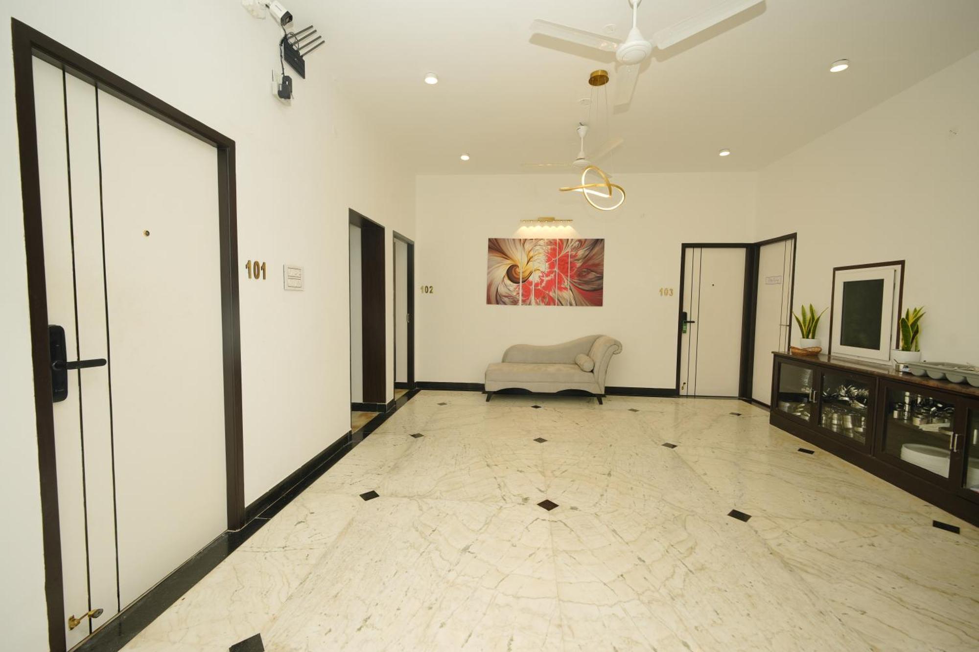 Hotel Bay Breeze Chennai