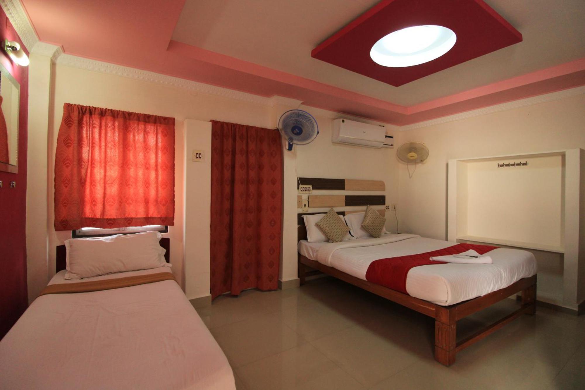 Guest house Just Guest House, Airport