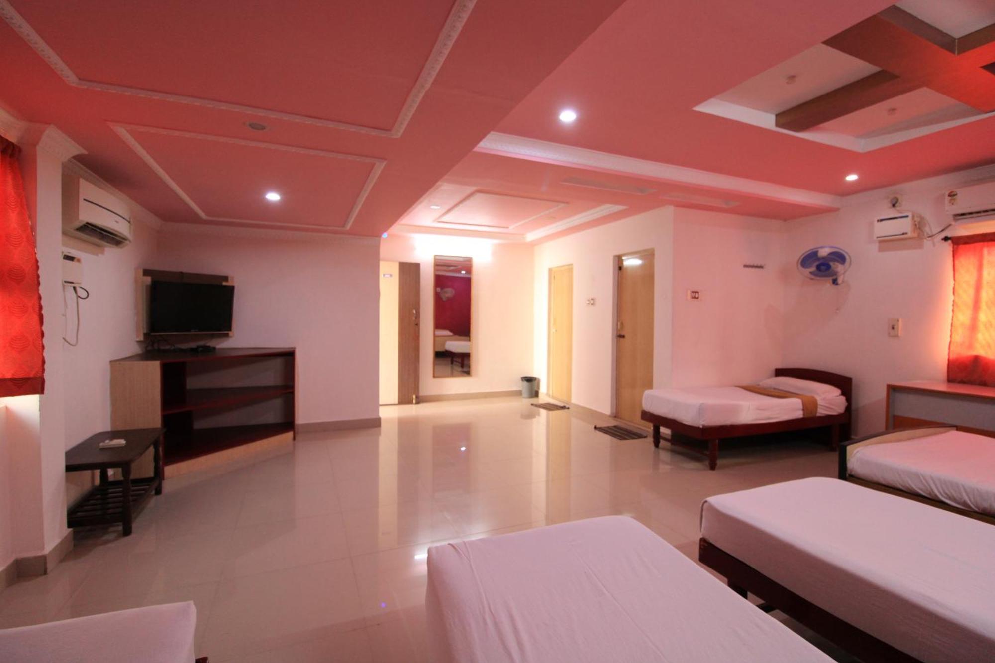 Guest house Just Guest House, Airport *