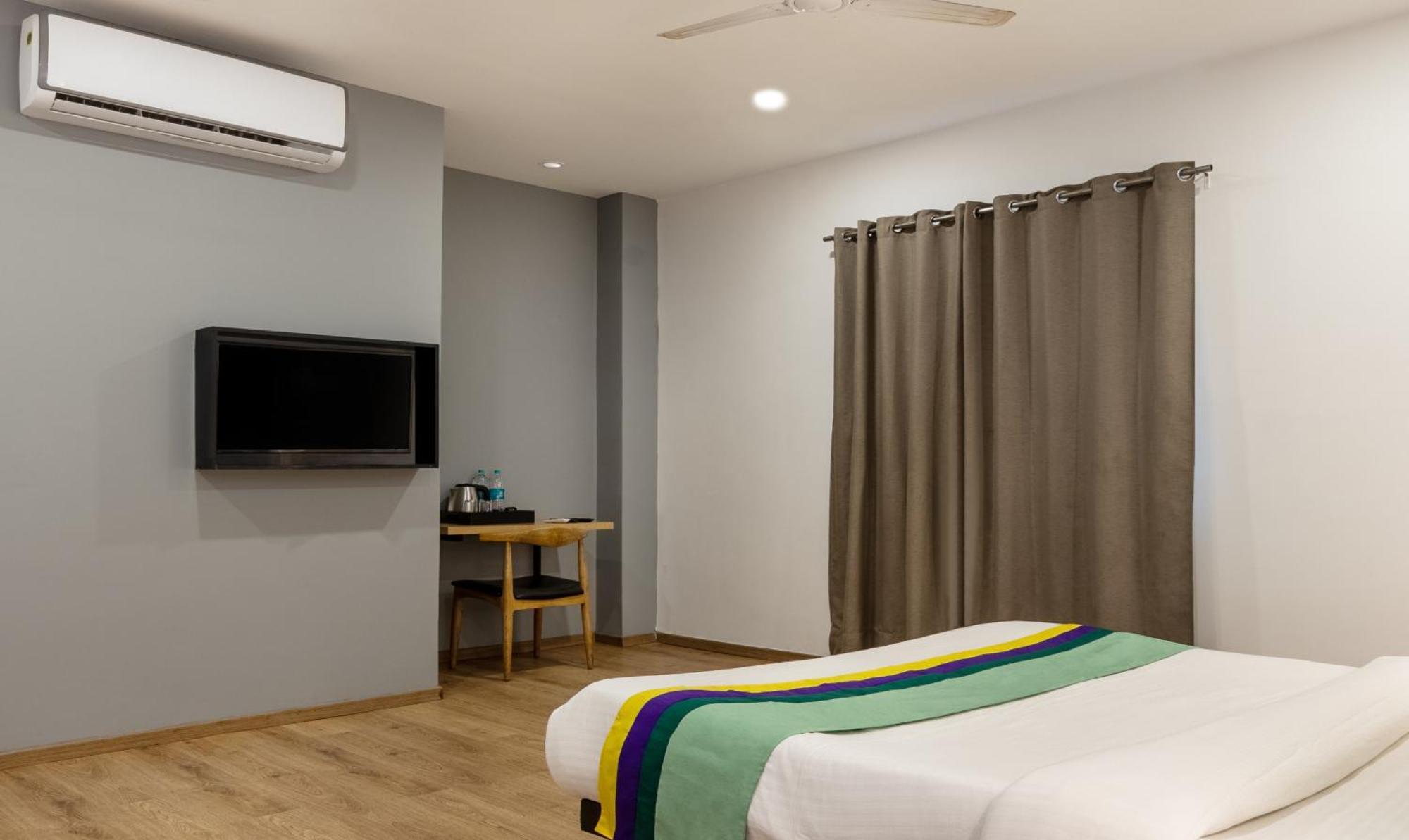 Treebo Treetops - Anna Nagar
