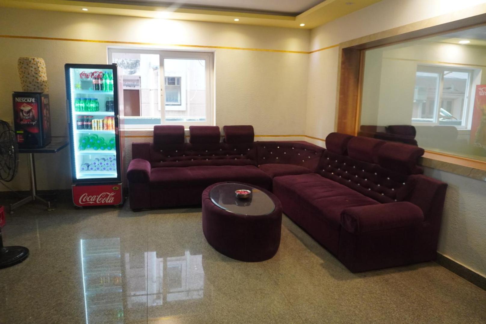 The Dolphin Park Hotel, Virugambakkam Hotel Chennai