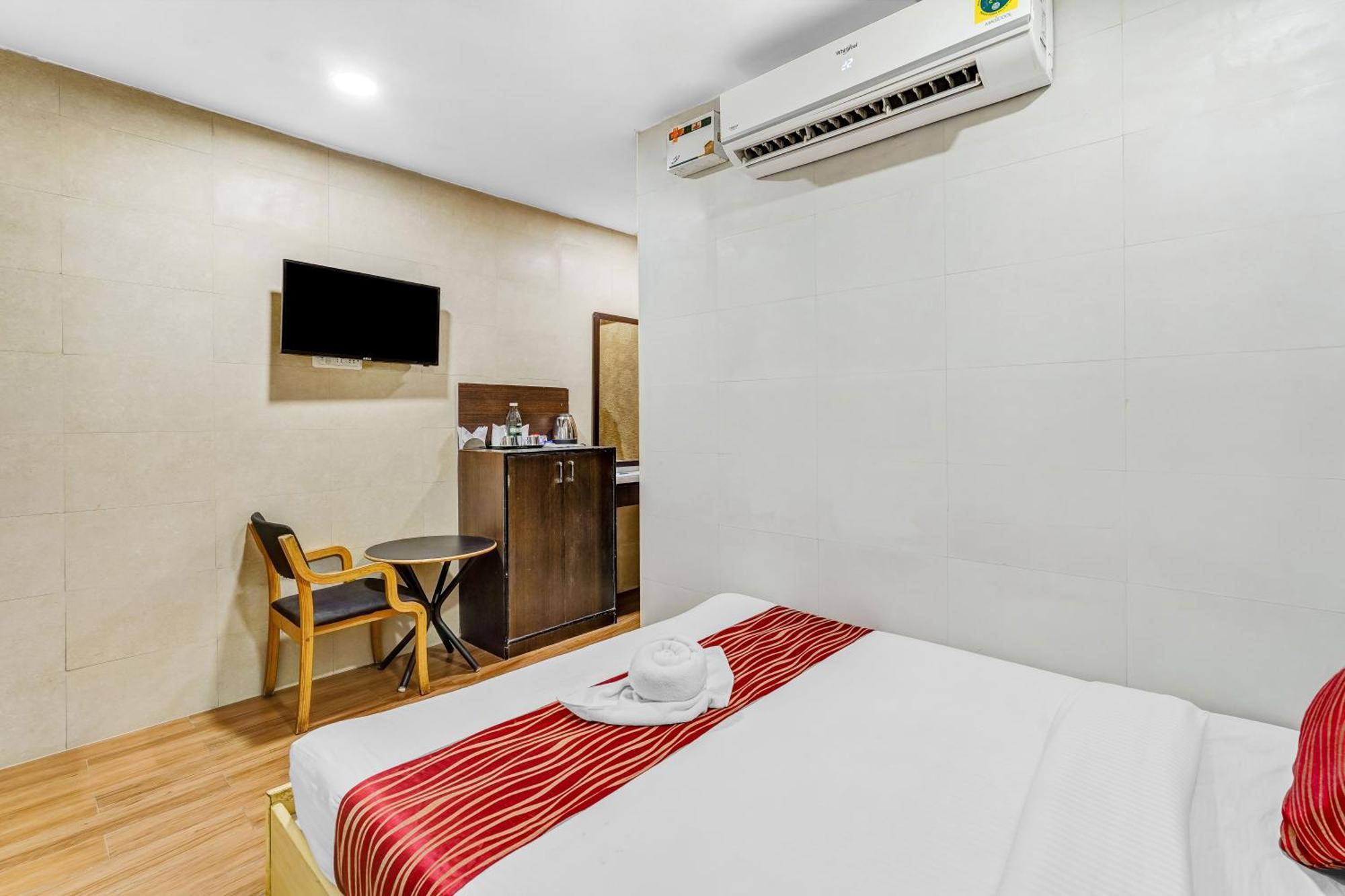Hotel Season 4 Residences - Teynampet Near Apollo Hospital ,balaji Dental, Us Consulate