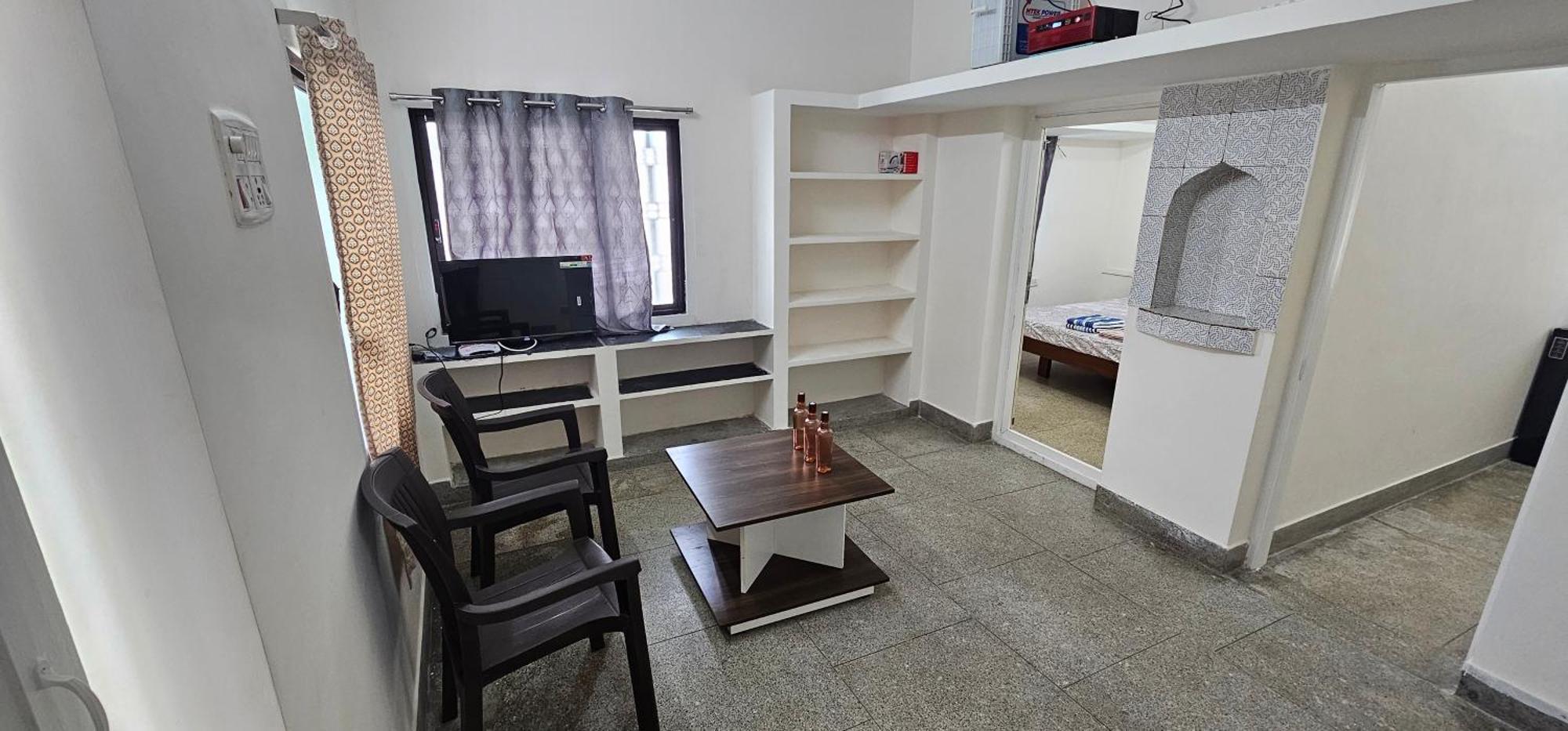 - Ac 1 Bhk Near Alrport Apartment Chennai