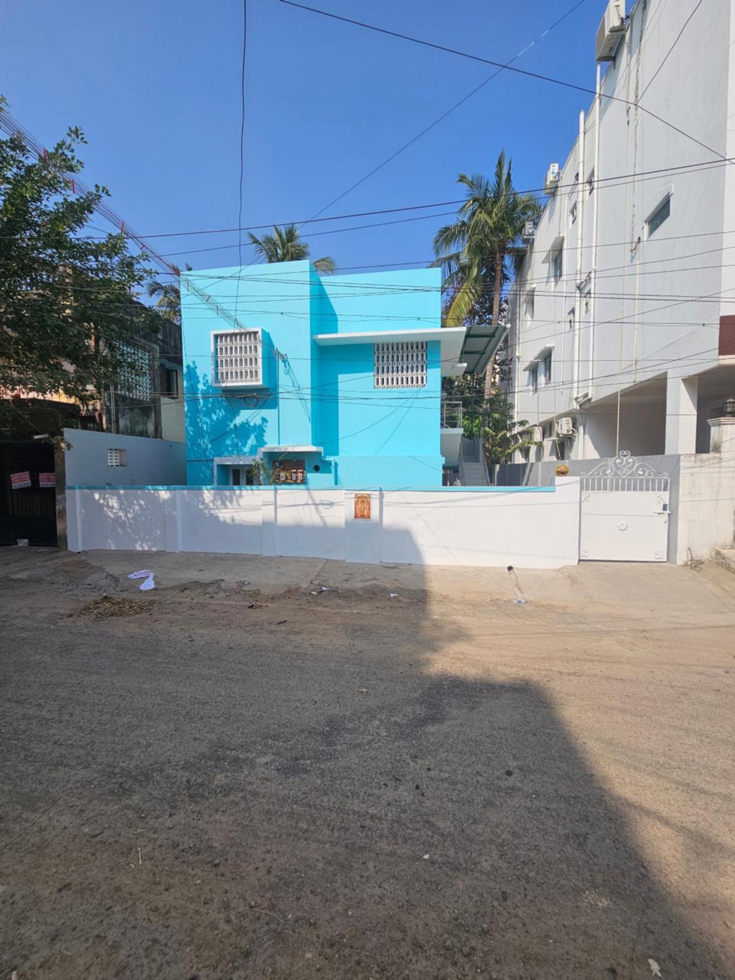 Apartment - Ac 1 Bhk Near Alrport Chennai