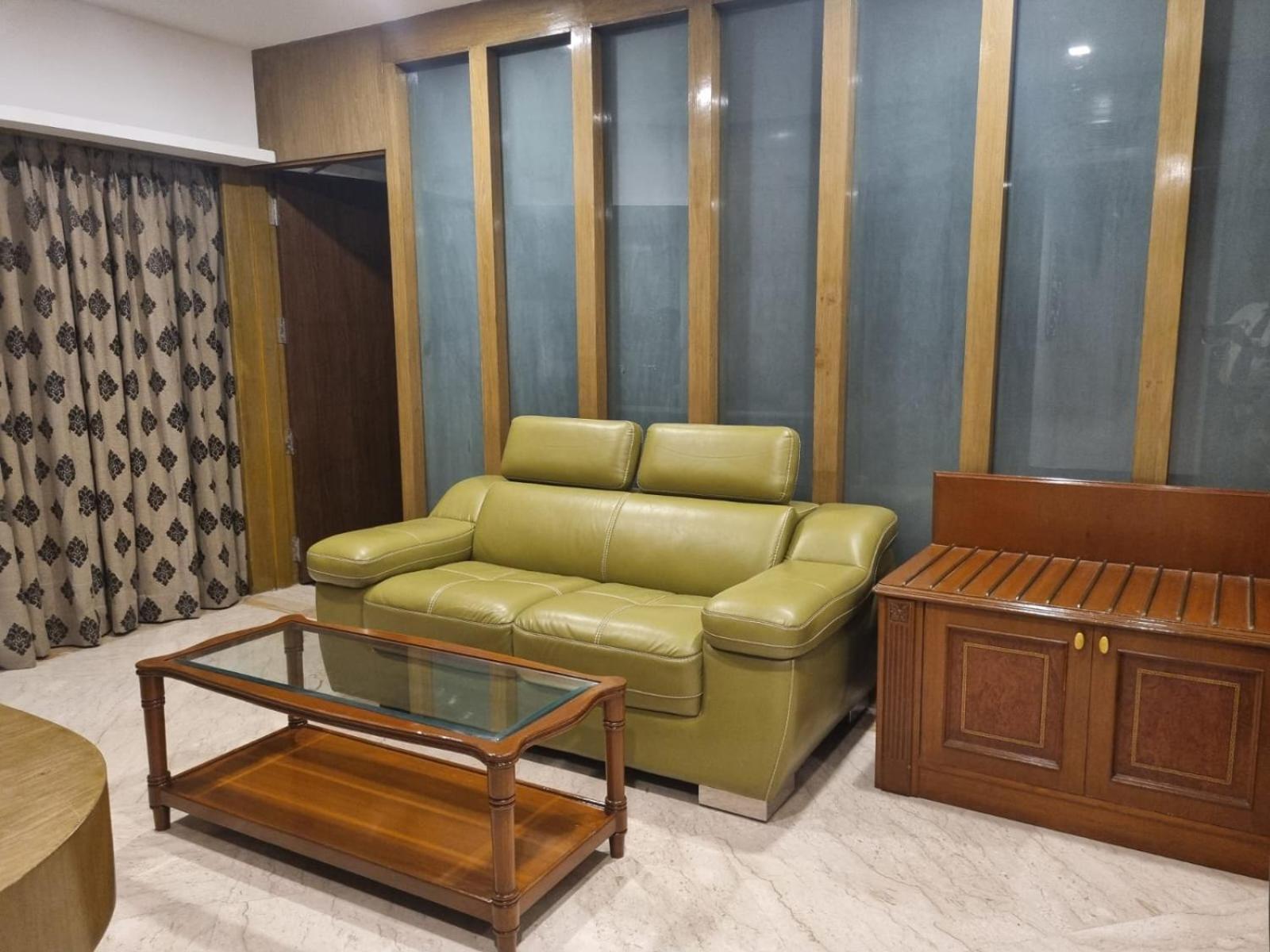 Benzz Park Hotel 4*