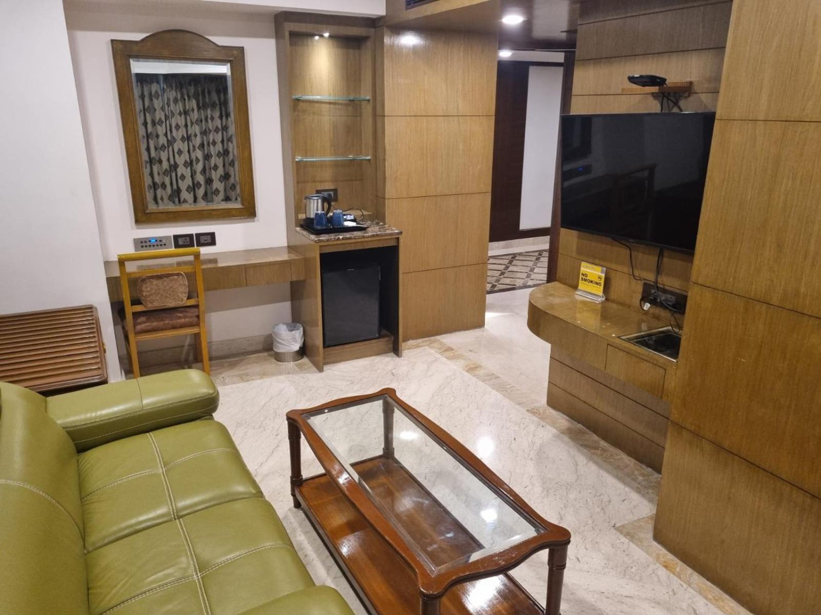 Hotel Benzz Park Chennai