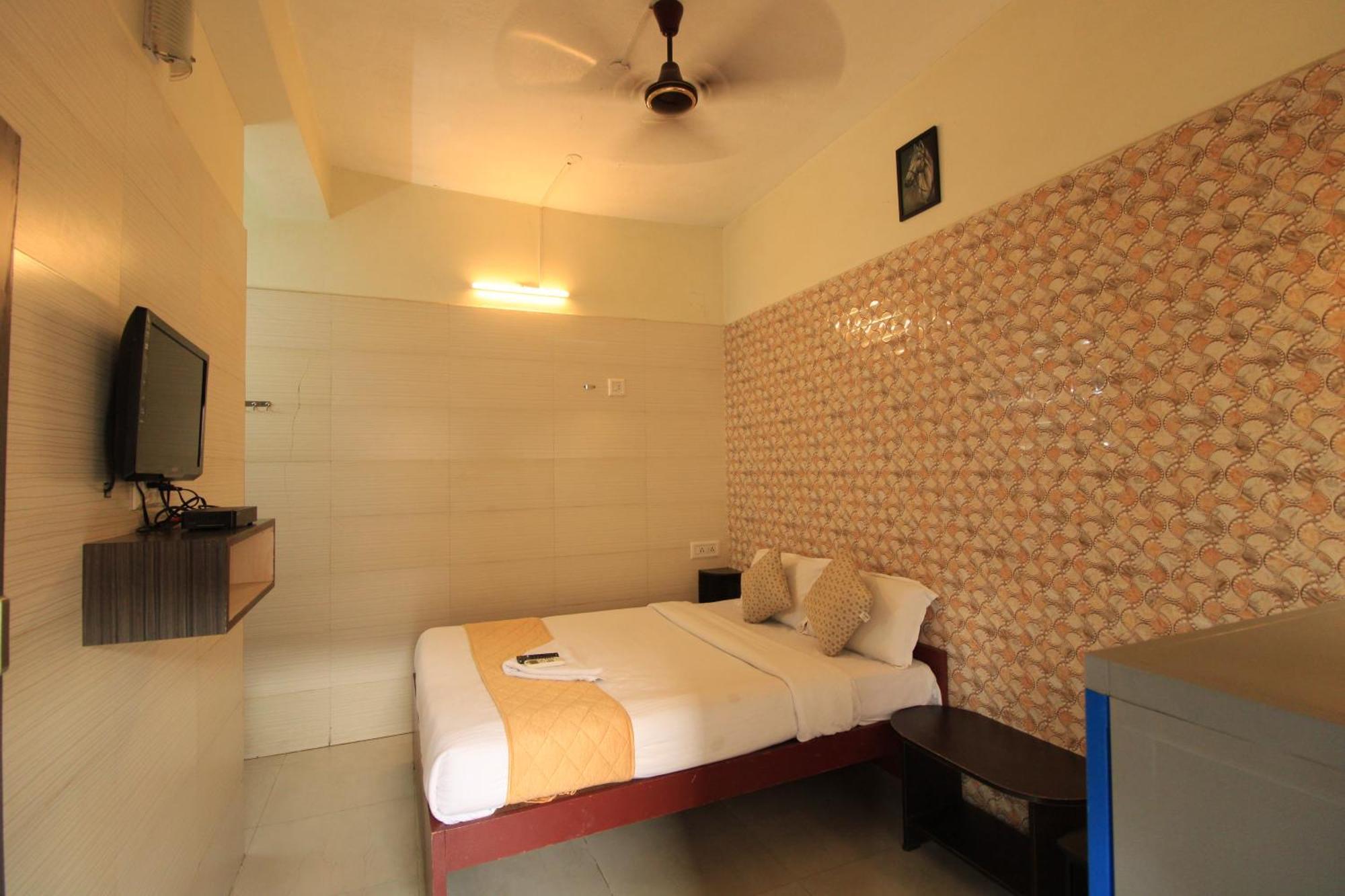 Guest house Just Guest House, Airport