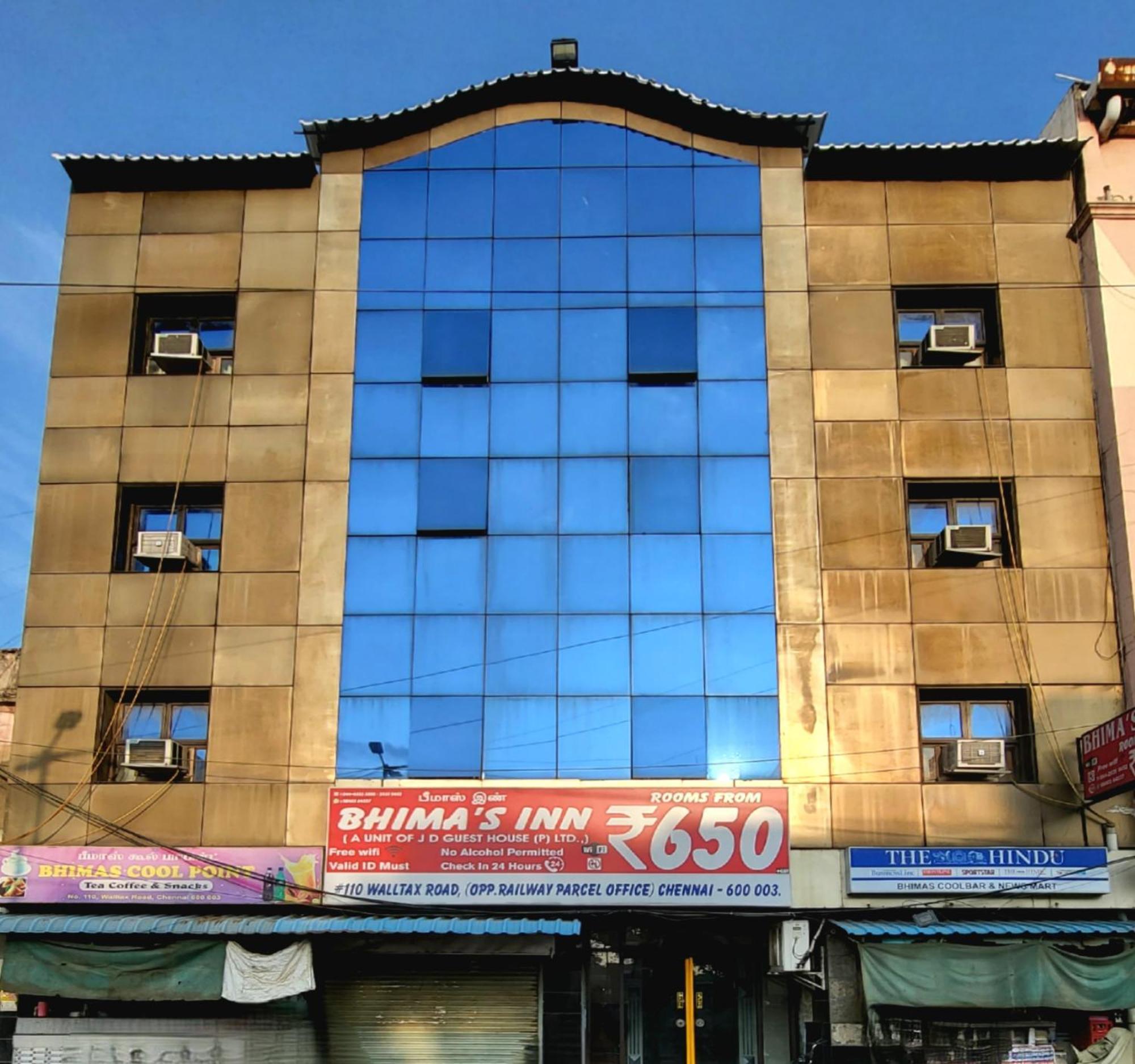 Inn Bhimas -puratchi Thalaivar Dr M G Ramachandran Railway Station 2*