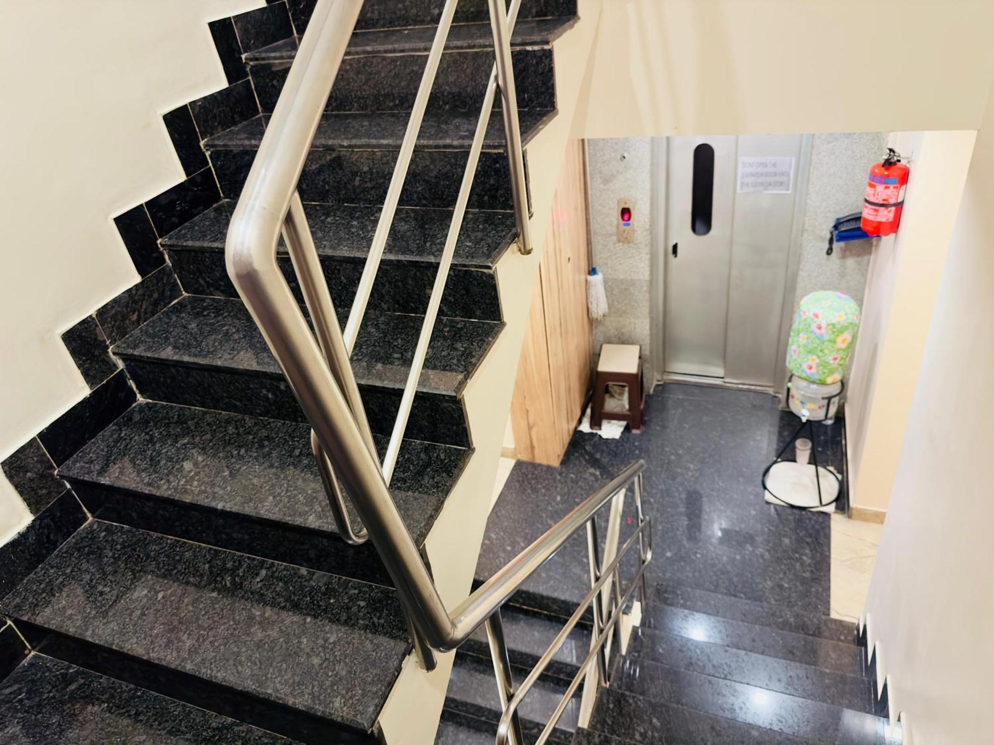Court - Business Class - Near Railway Station Hotel Chennai