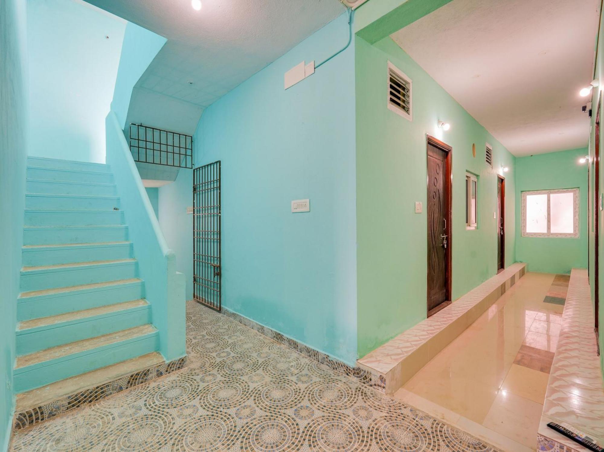O Srinivasa Residency Hotel