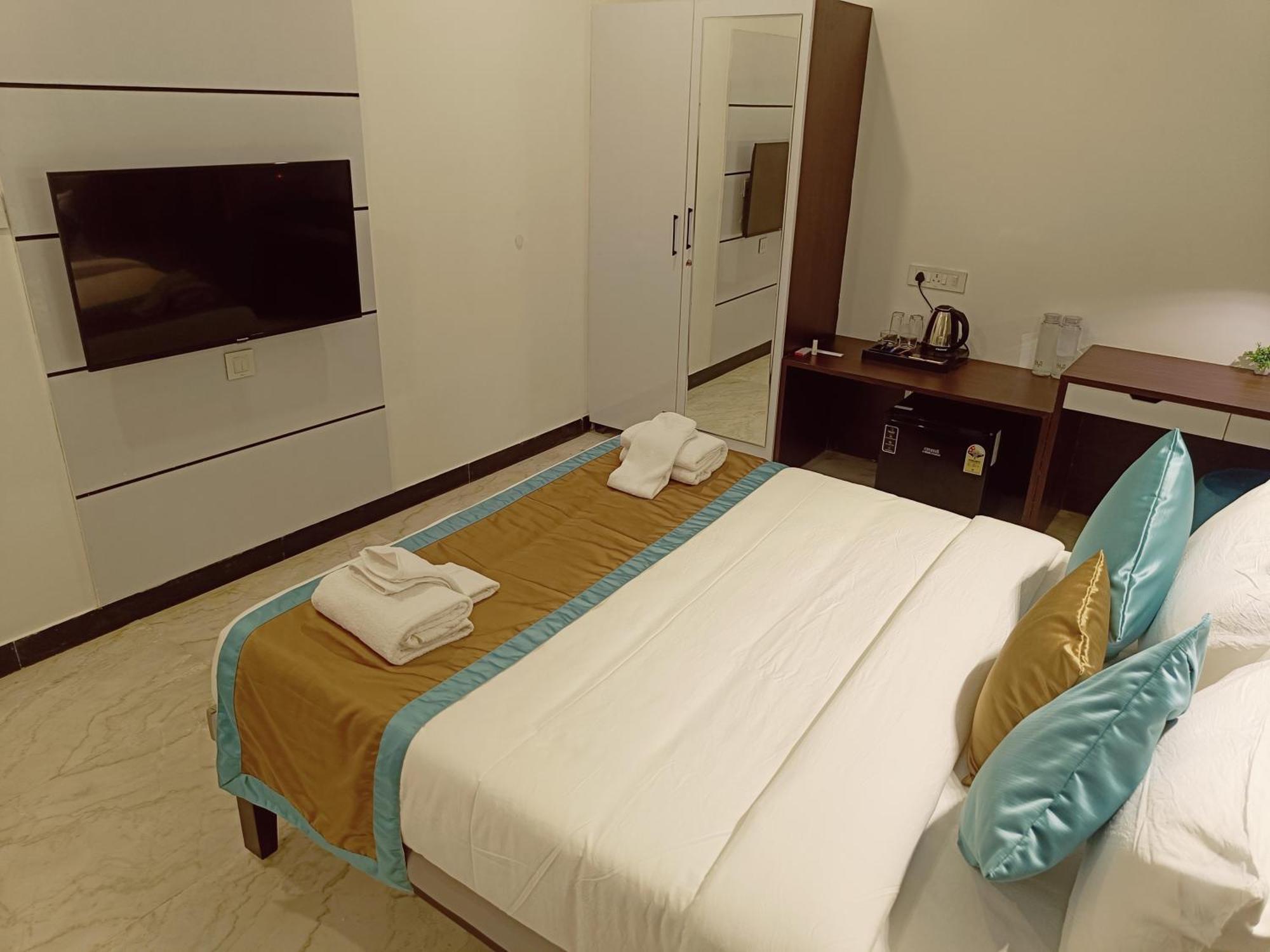 Hotel Bay Breeze