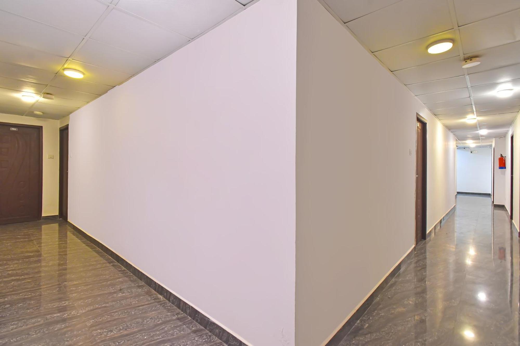 O Grand Residency Near Kasi Talkies 3*