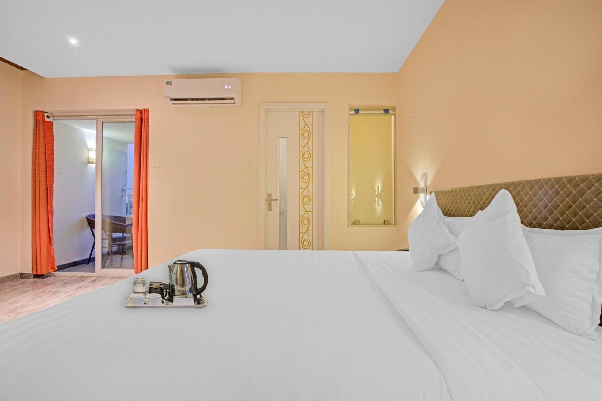 Collection O White House Hotel 4*