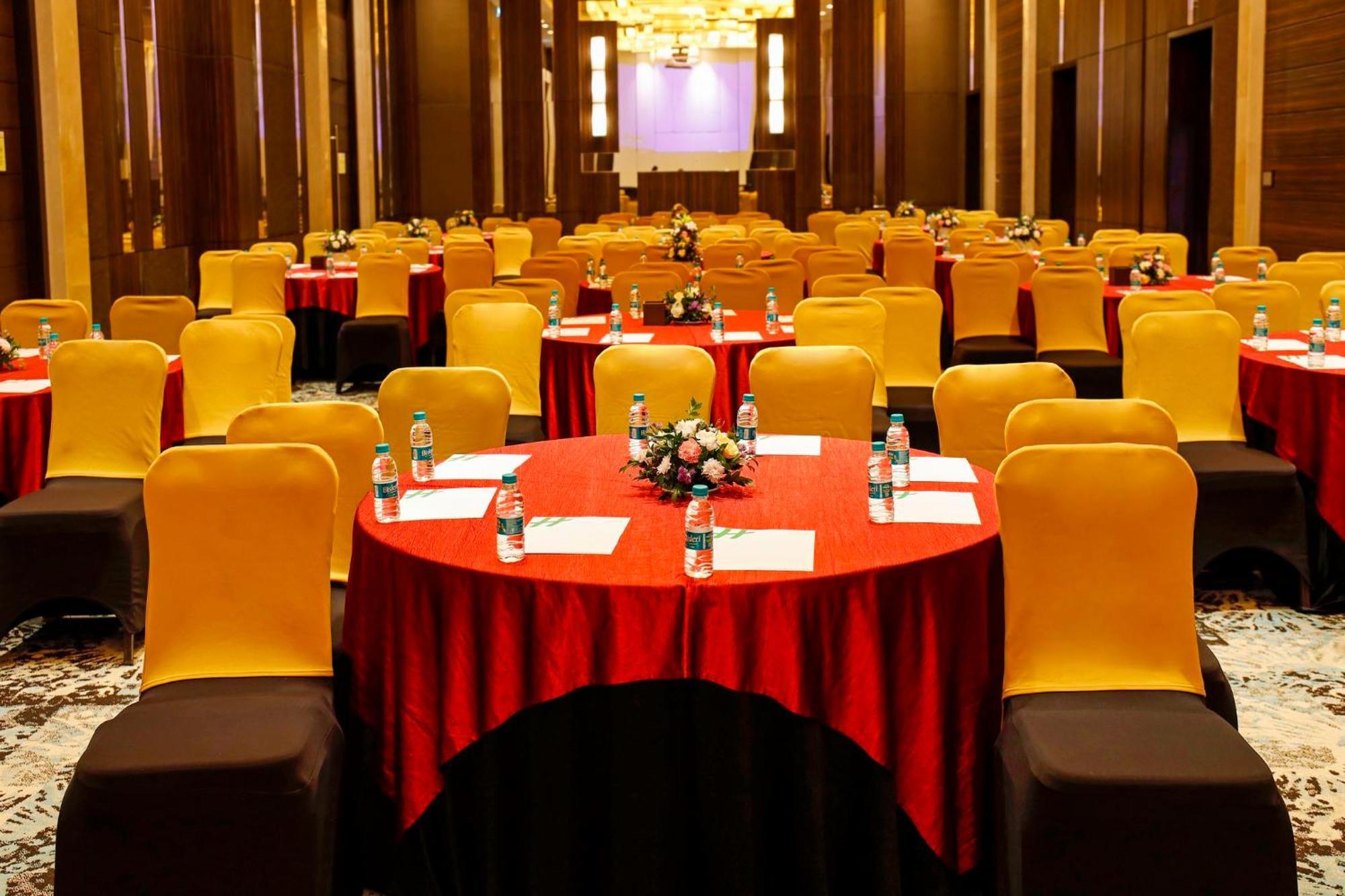 Omr It Expressway By Ihg Chennai