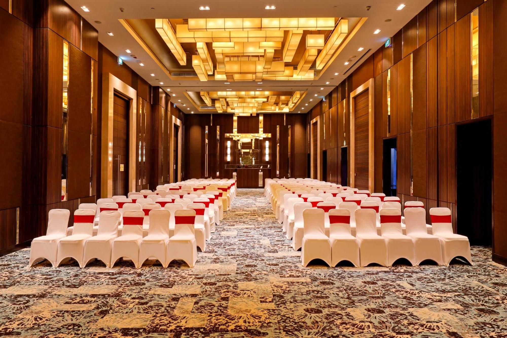 Omr It Expressway By Ihg Hotel Chennai