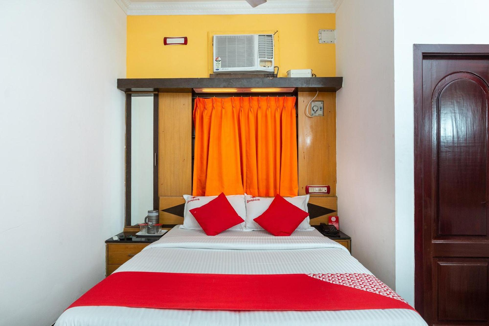 Oyo Sun Park 3*