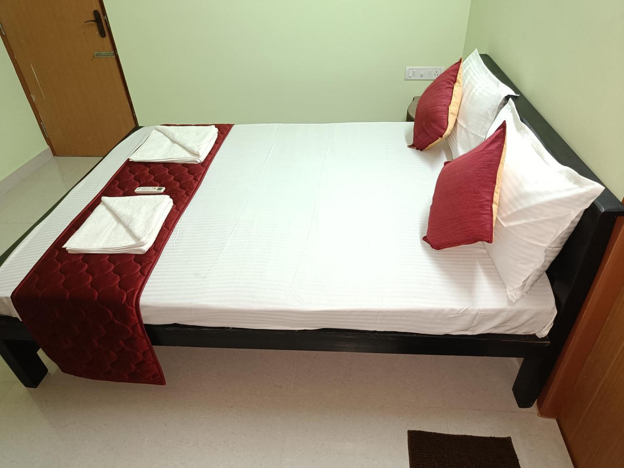 Ananya Service Apartamento