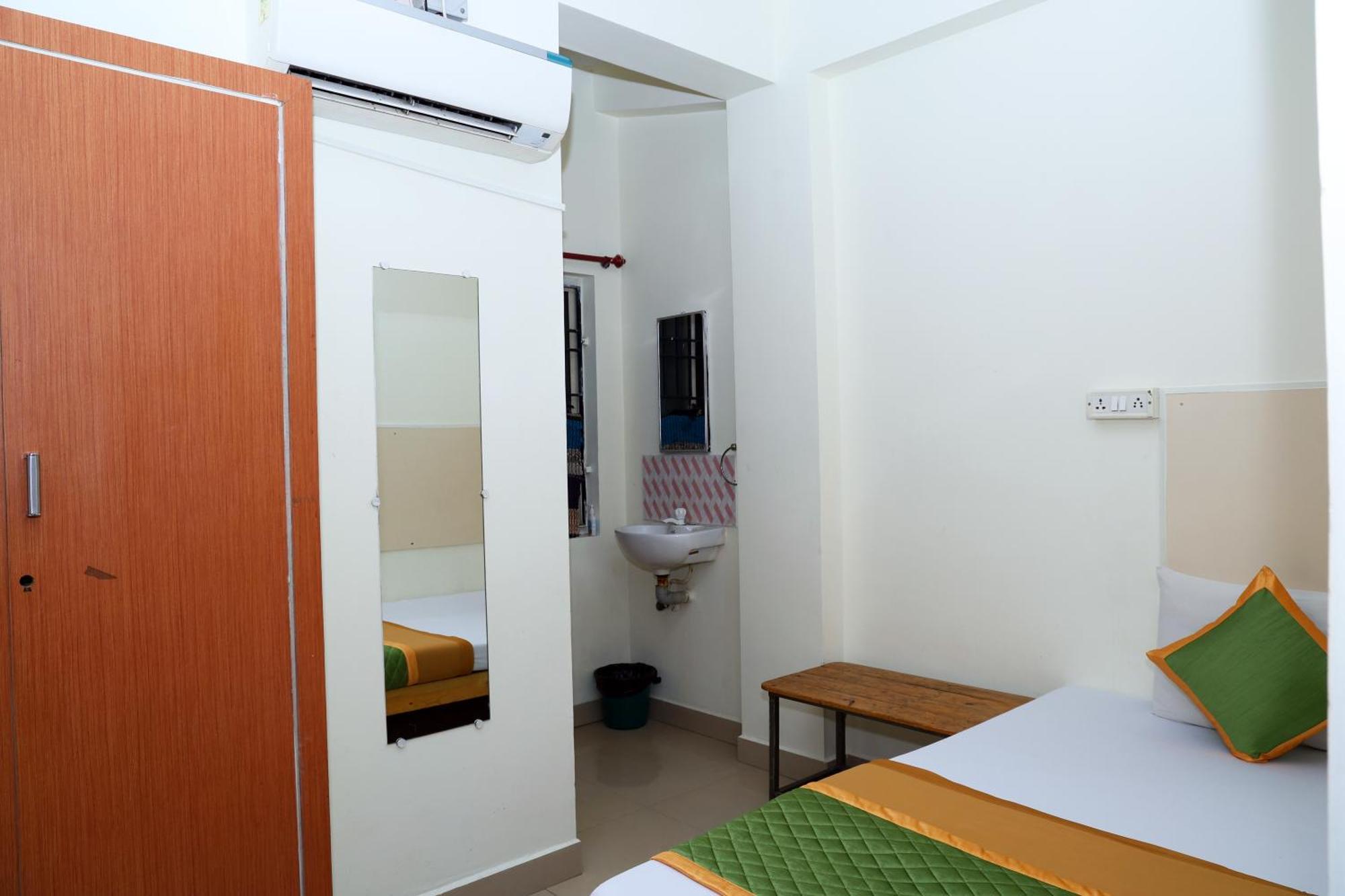 Inn Royal Airport Transit Chennai