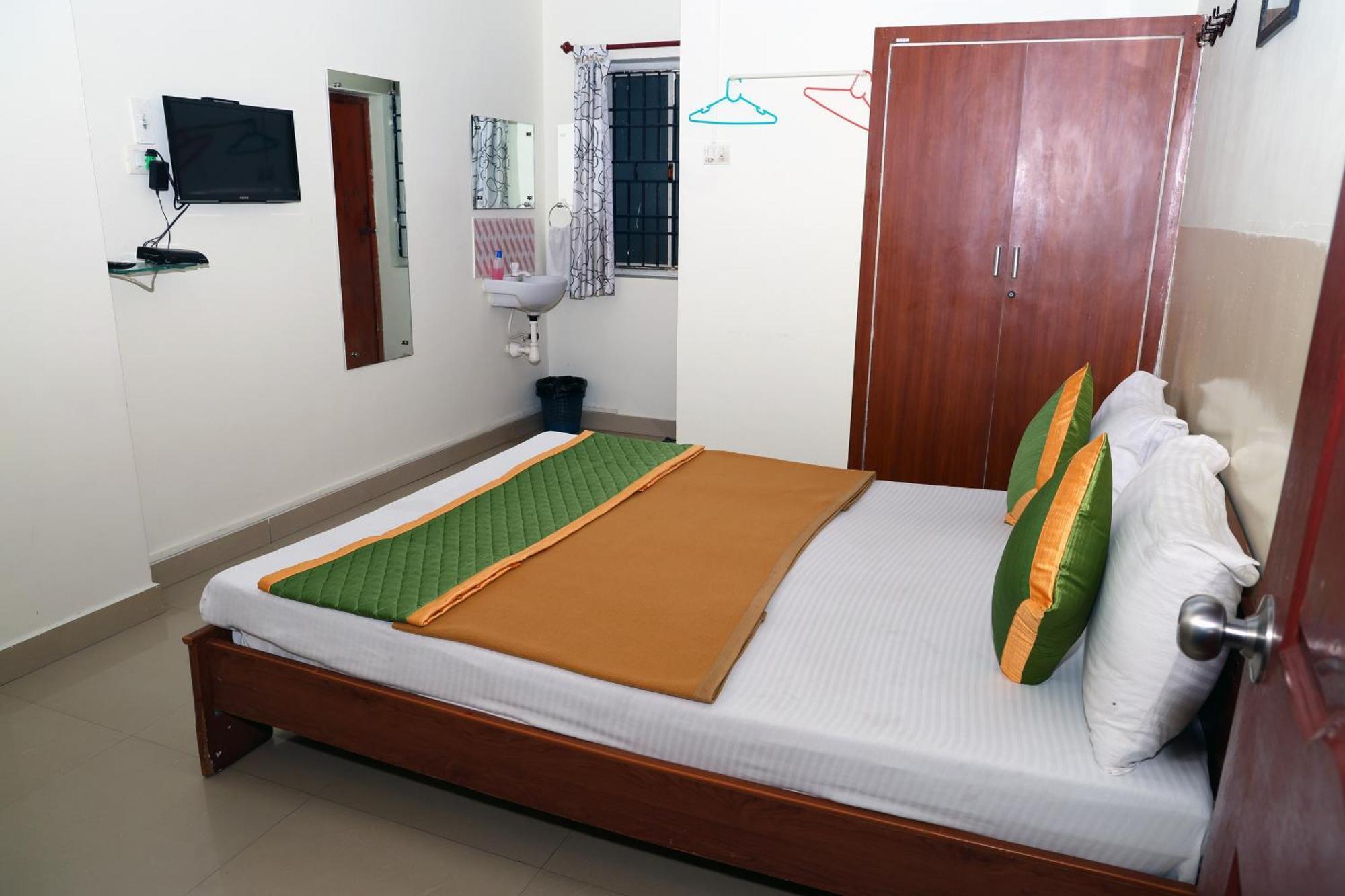 Royal Airport Lodge Chennai