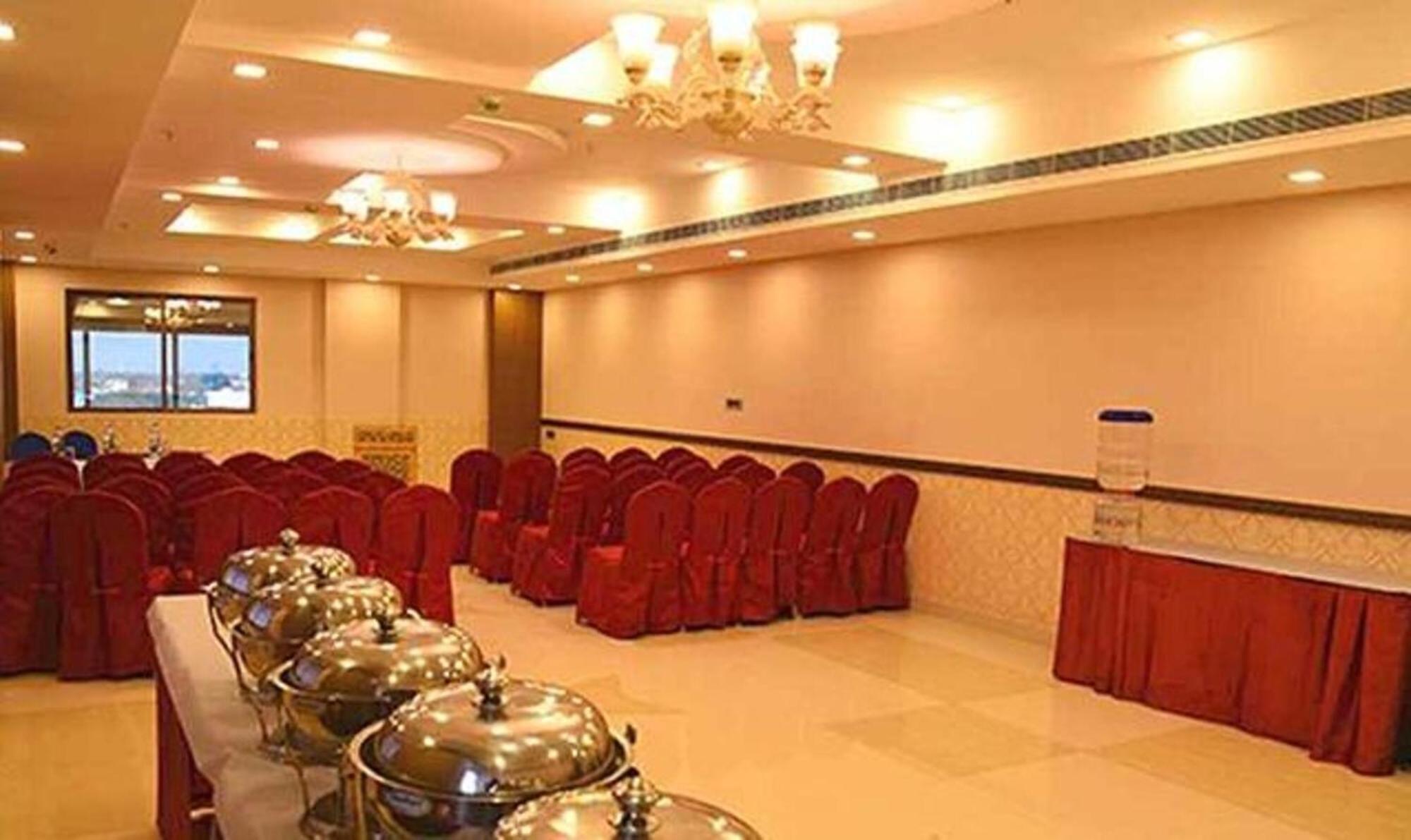 Fabhotel Prime Vijay Park Madhavaram Chennai