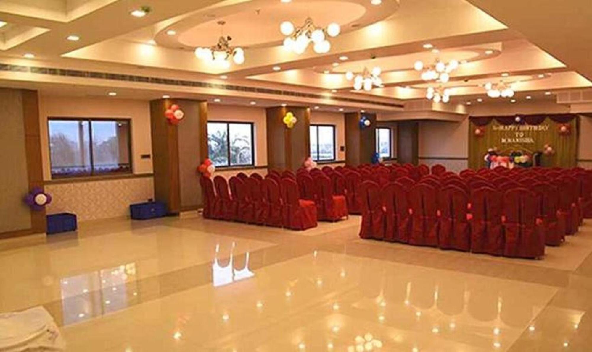 Fabhotel Prime Vijay Park Madhavaram Hotel