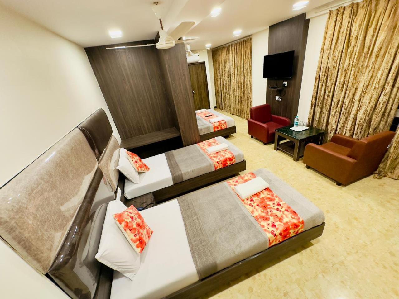 Sheraton Grande At Puratchi Thalaivar Dr Mgr Railway Station Hotel