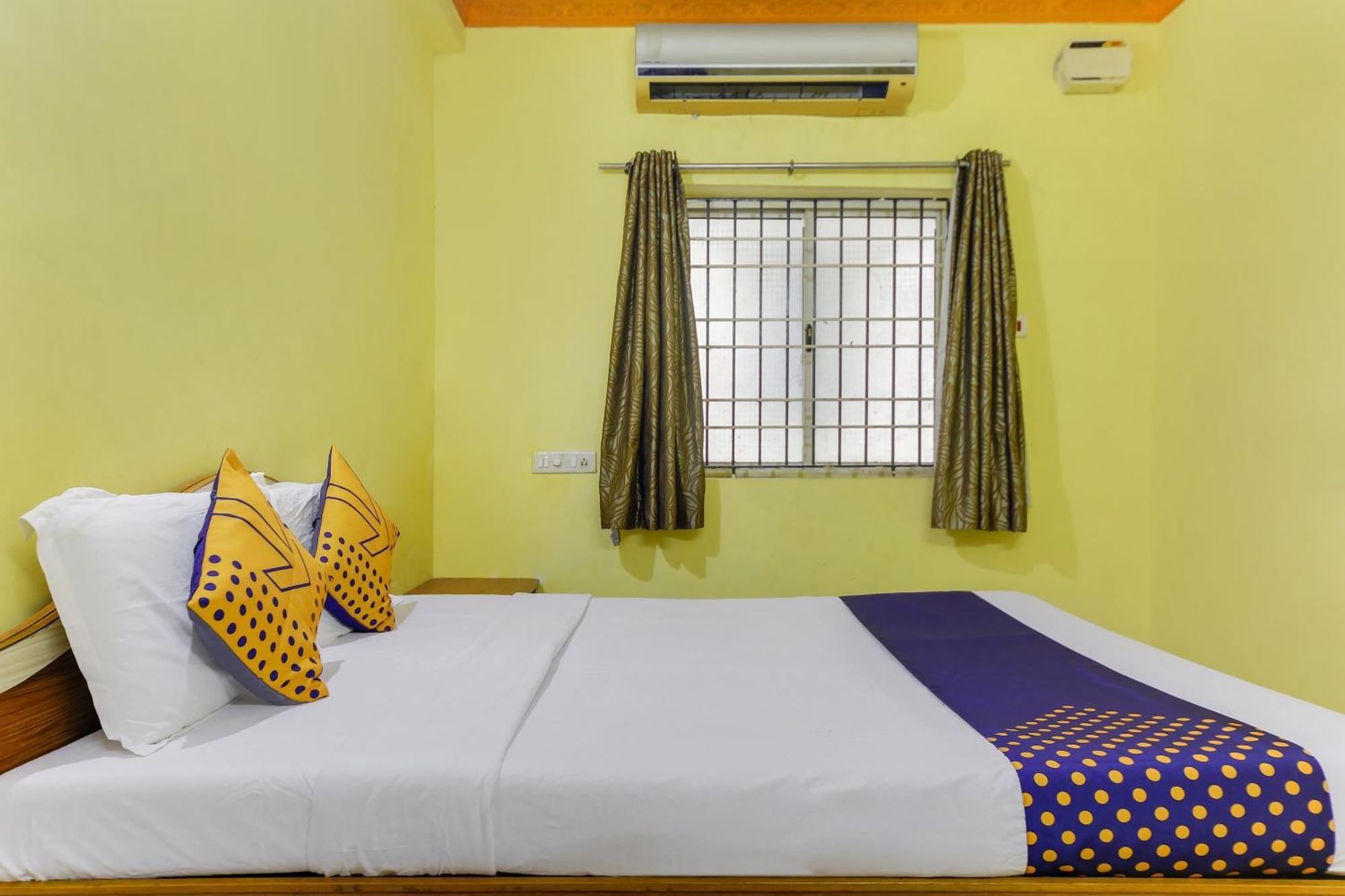 Hotel Spot On 75475 Cn 2*