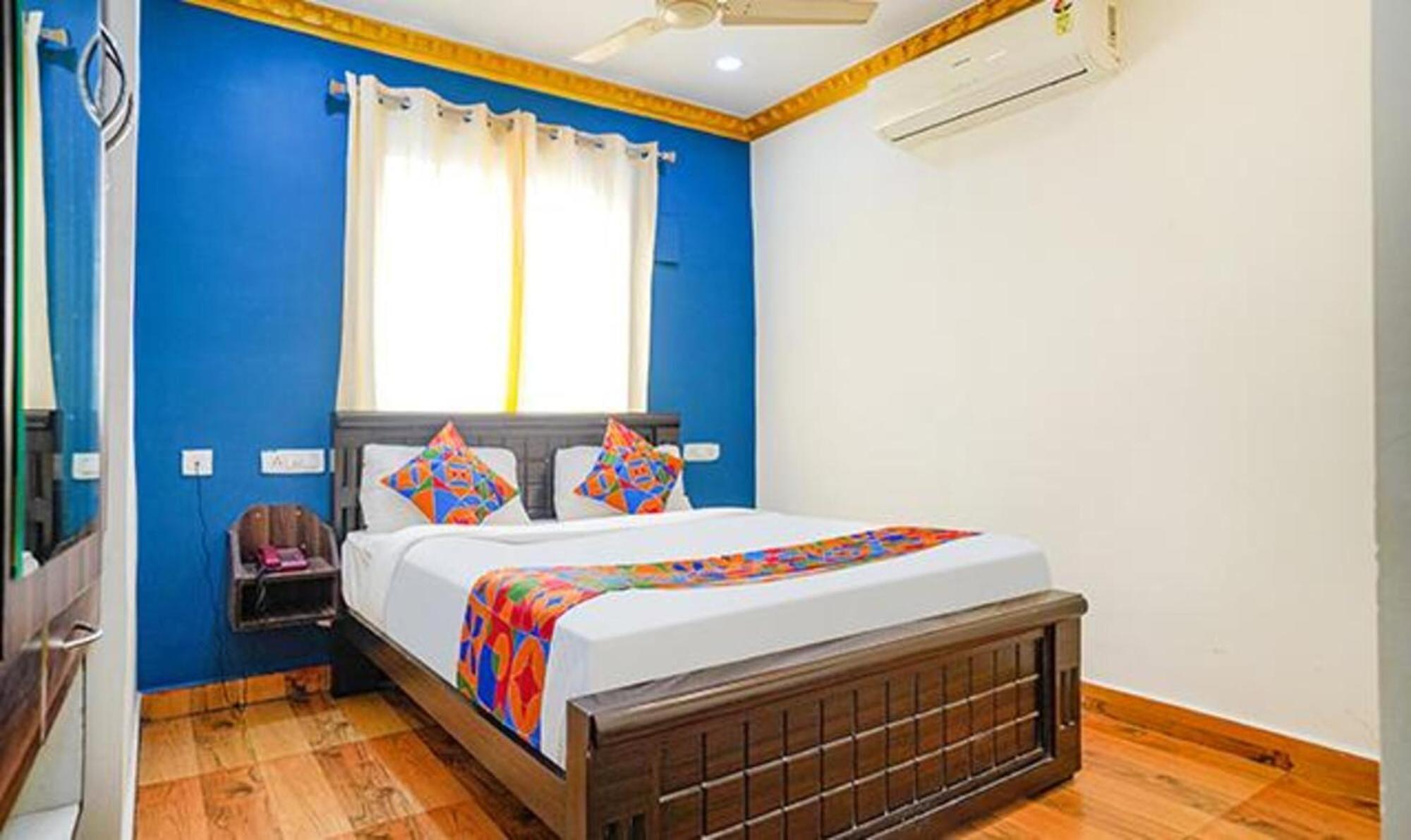 Hotel Fabexpress Lloyds - T Nagar 3*